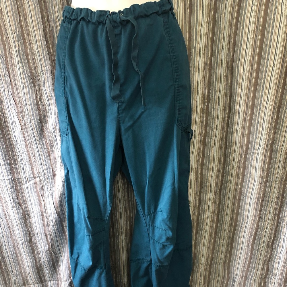 Koi scrub bottoms